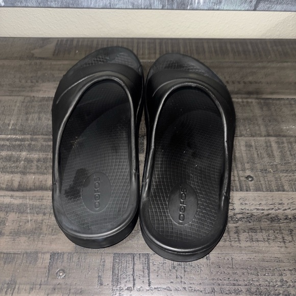 OOFOS OOahh Recovery Slide in black Men's SZ8 - Picture 8 of 8
